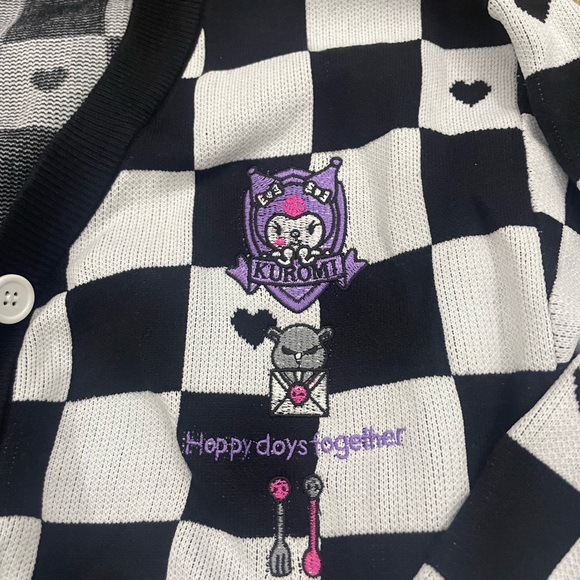 Kuromi Checkered Cardigan with Heart Details - Picture 2 of 4